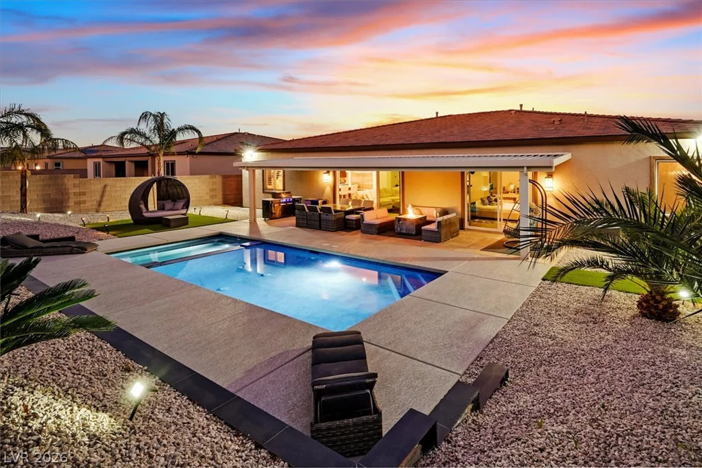 2689 Pioneer Estates, Las Vegas, NV 89117