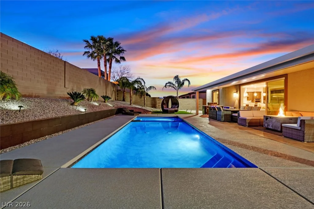 2689 Pioneer Estates, Las Vegas, NV 89117