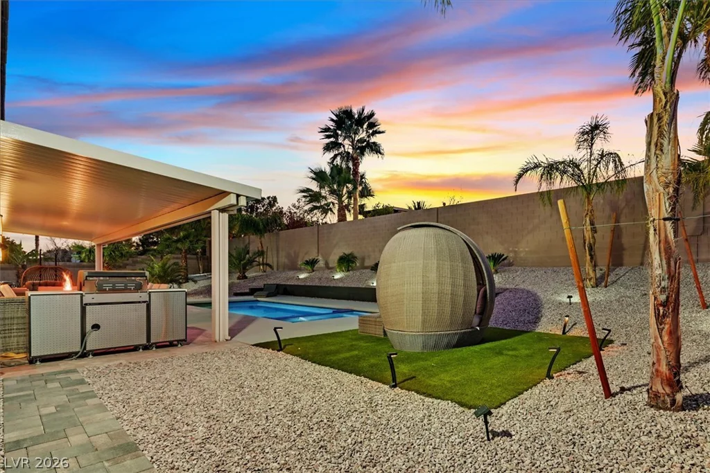2689 Pioneer Estates, Las Vegas, NV 89117