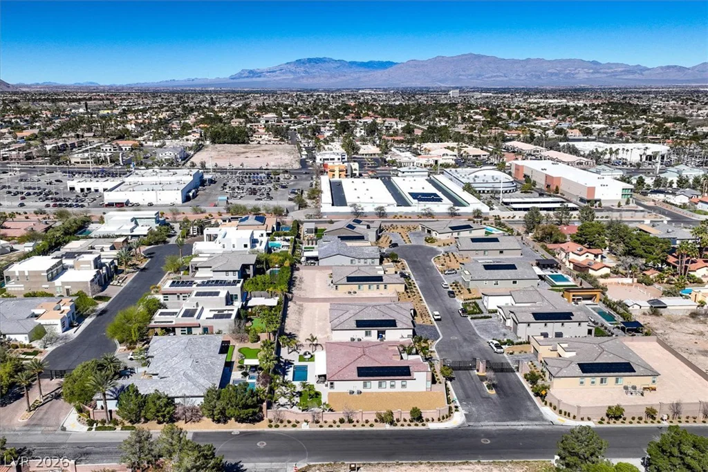 2689 Pioneer Estates, Las Vegas, NV 89117