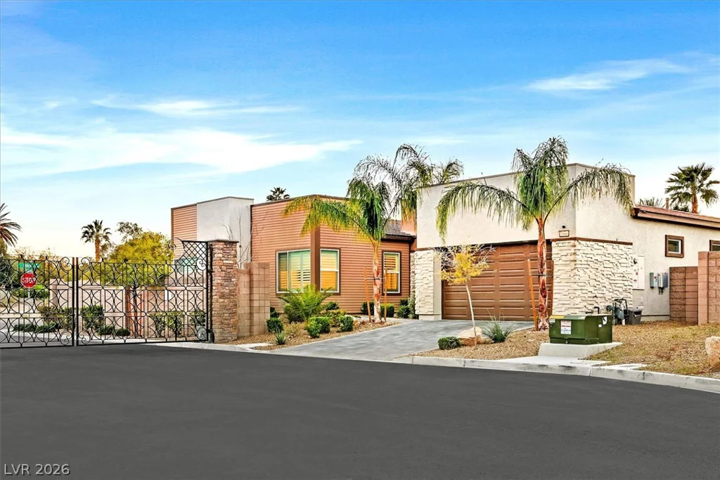 2689 Pioneer Estates, Las Vegas, NV 89117