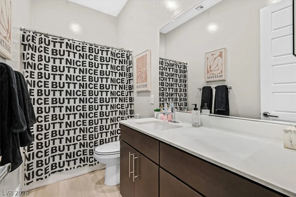 2689 Pioneer Estates, Las Vegas, NV 89117