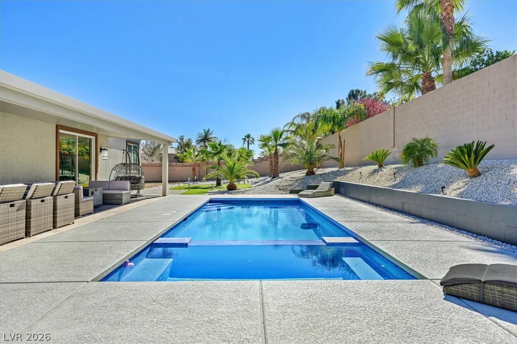 2689 Pioneer Estates, Las Vegas, NV 89117