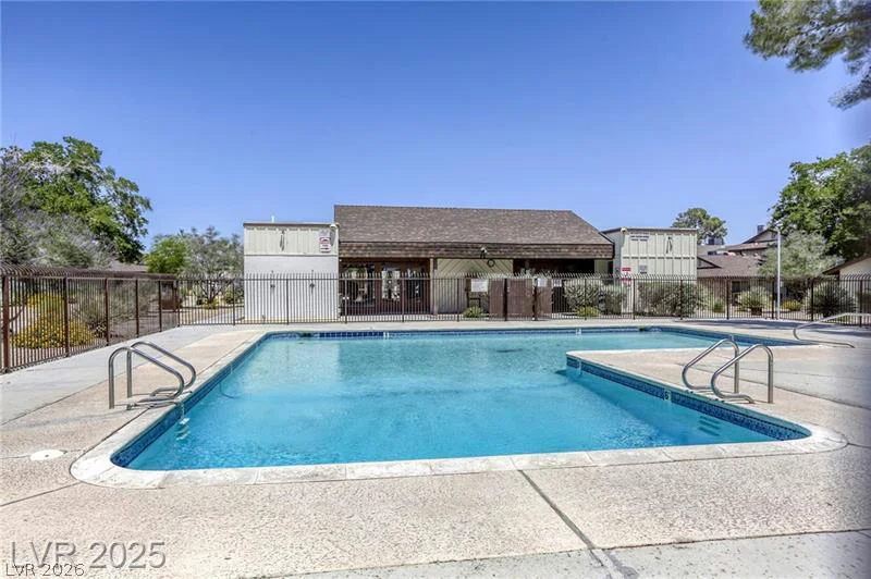 2373 Cardiff, Las Vegas, NV 89108