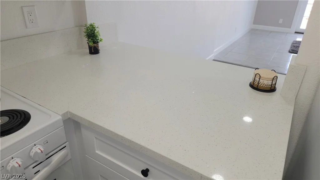 2373 Cardiff, Las Vegas, NV 89108