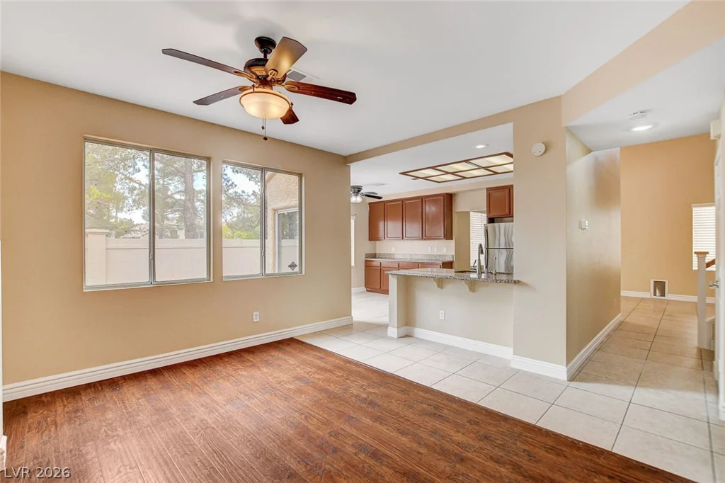 1612 Country Hollow, Las Vegas, NV 89117