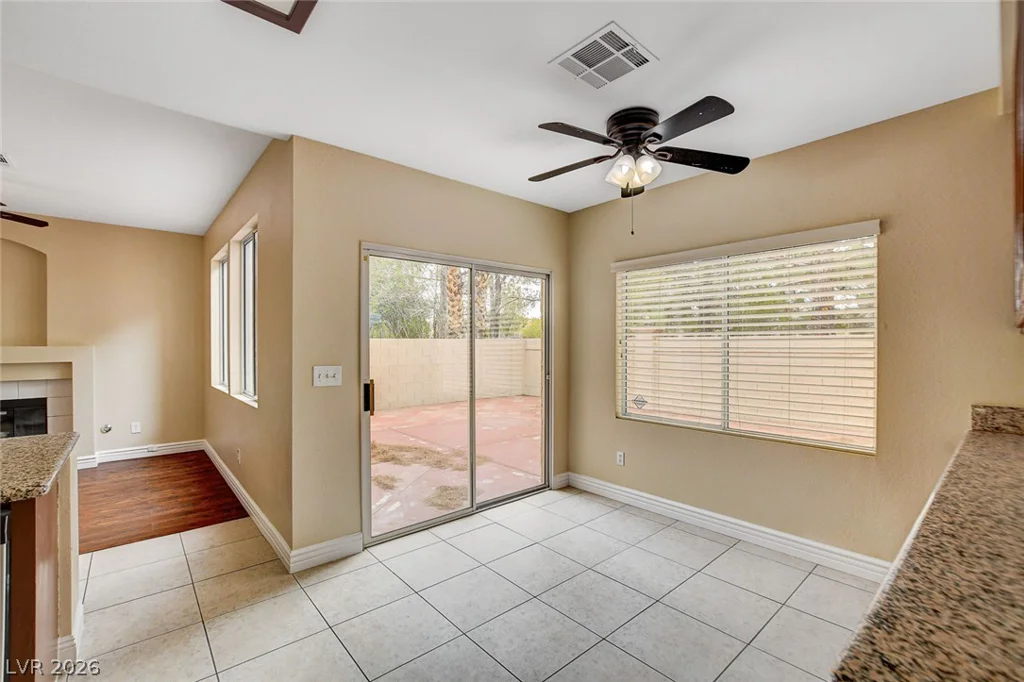 1612 Country Hollow, Las Vegas, NV 89117