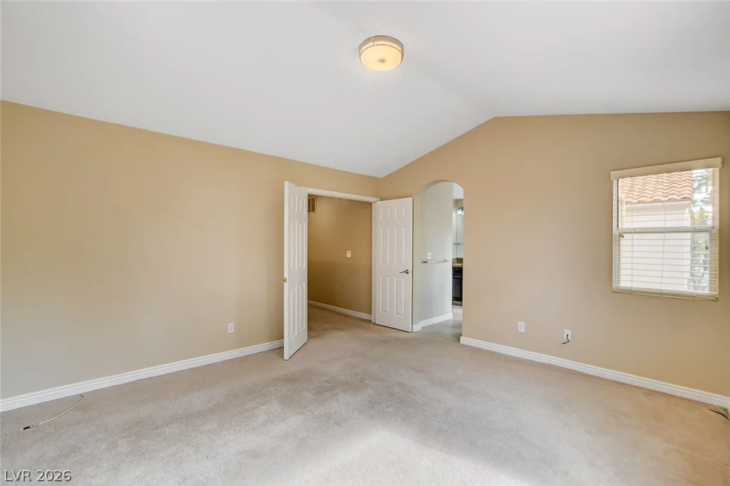1612 Country Hollow, Las Vegas, NV 89117