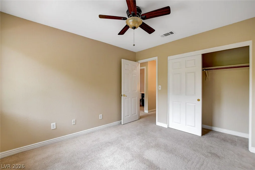 1612 Country Hollow, Las Vegas, NV 89117