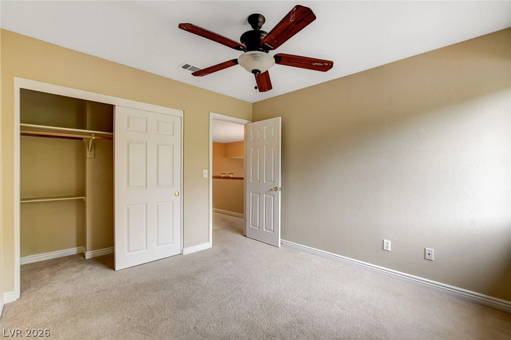 1612 Country Hollow, Las Vegas, NV 89117