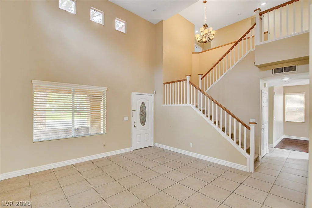 1612 Country Hollow, Las Vegas, NV 89117
