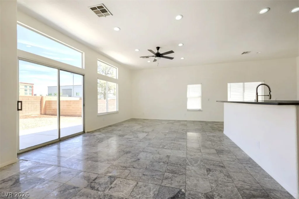 340 Kenya, Las Vegas, NV 89123