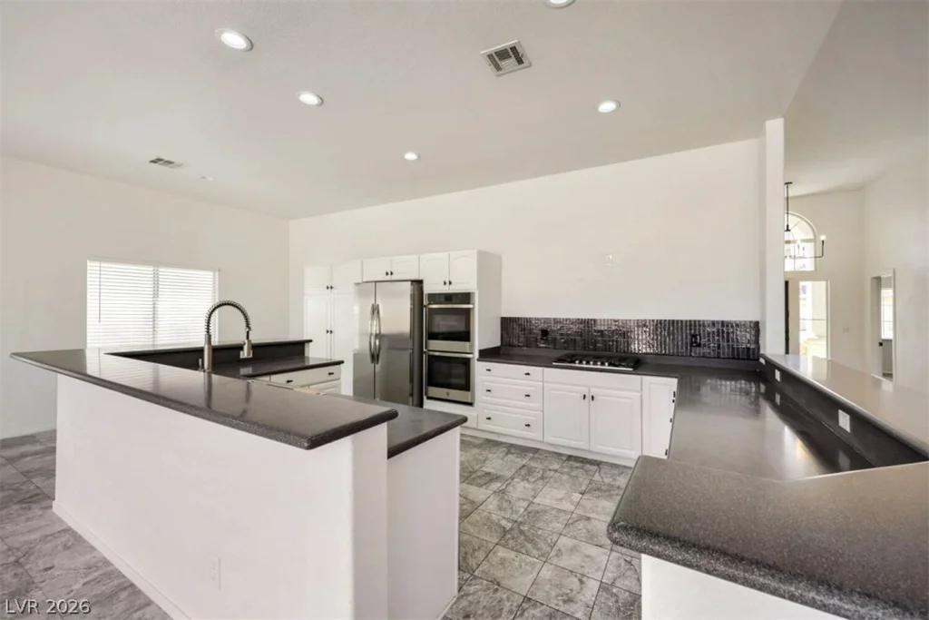 340 Kenya, Las Vegas, NV 89123