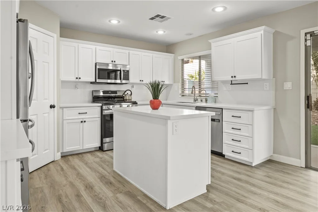 5567 Spruce Hill, Las Vegas, NV 89148