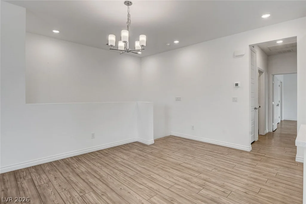 25 Barbara, Las Vegas, NV 89183
