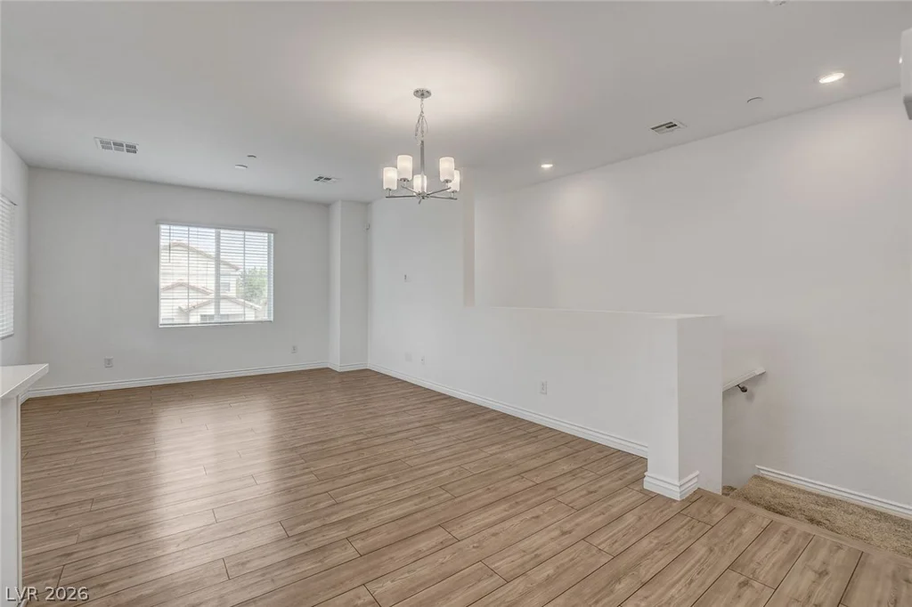 25 Barbara, Las Vegas, NV 89183