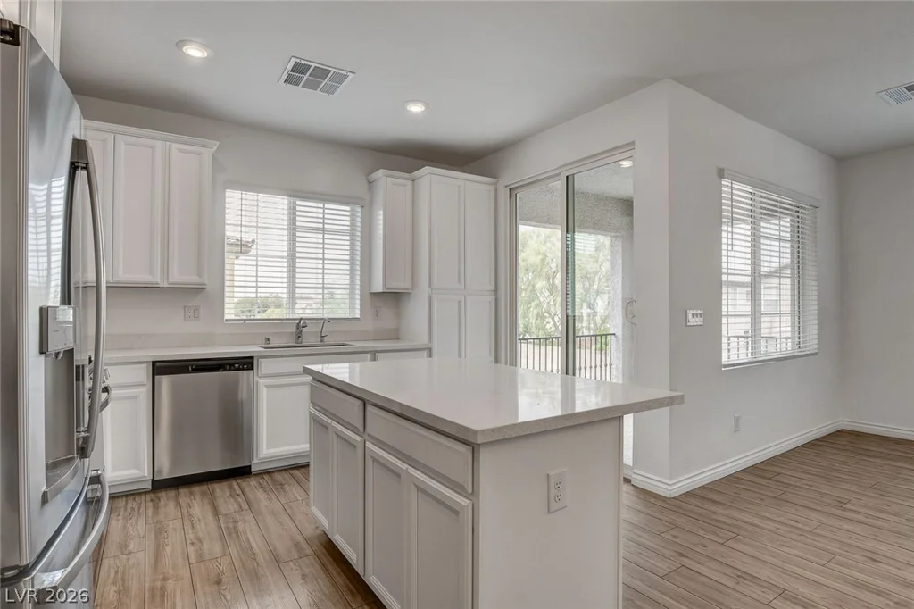 25 Barbara, Las Vegas, NV 89183