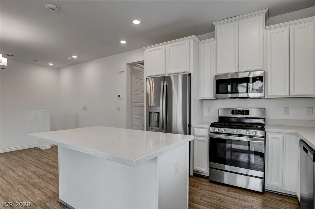 25 Barbara, Las Vegas, NV 89183