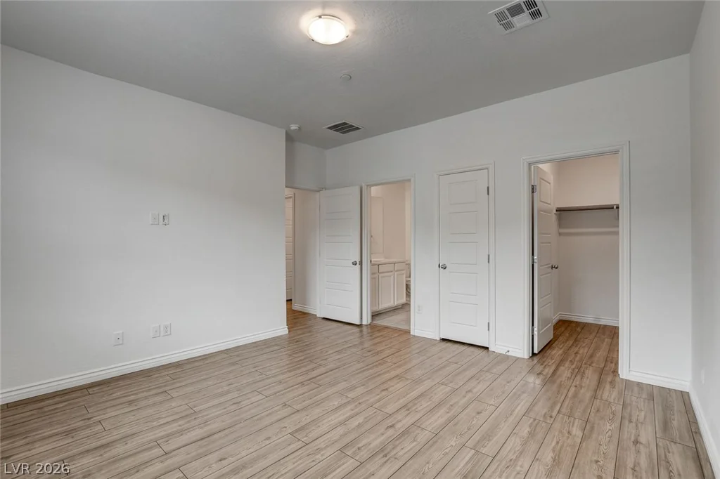 25 Barbara, Las Vegas, NV 89183