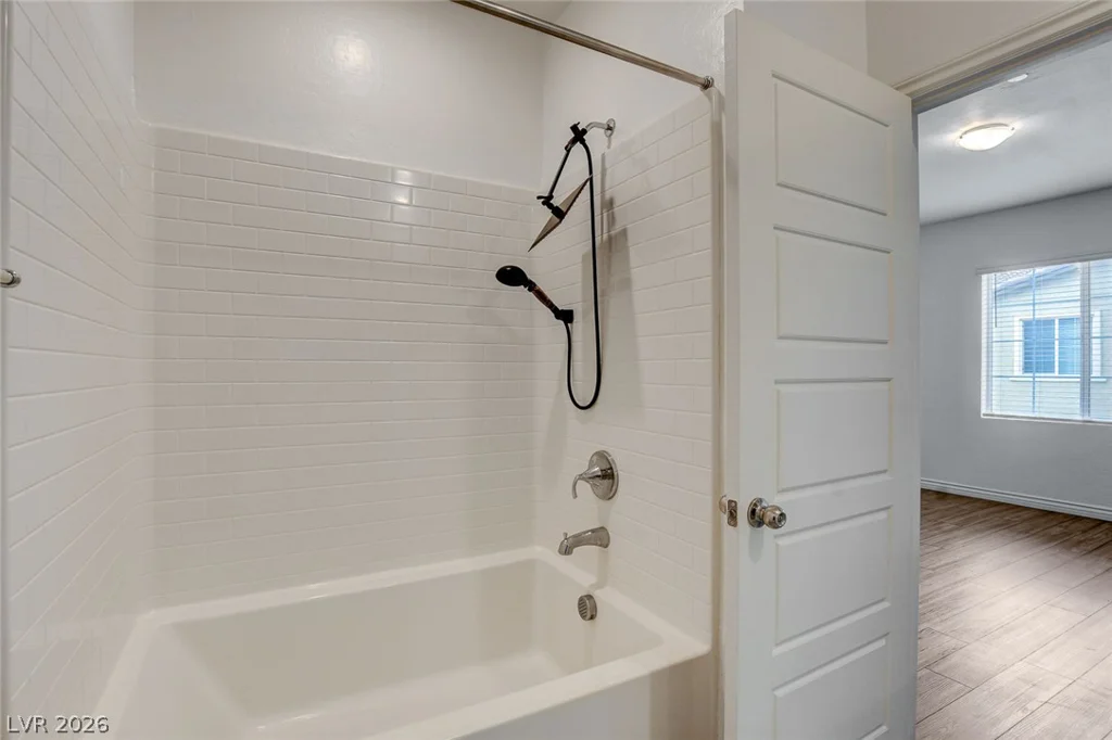 25 Barbara, Las Vegas, NV 89183