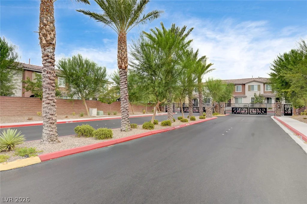 25 Barbara, Las Vegas, NV 89183