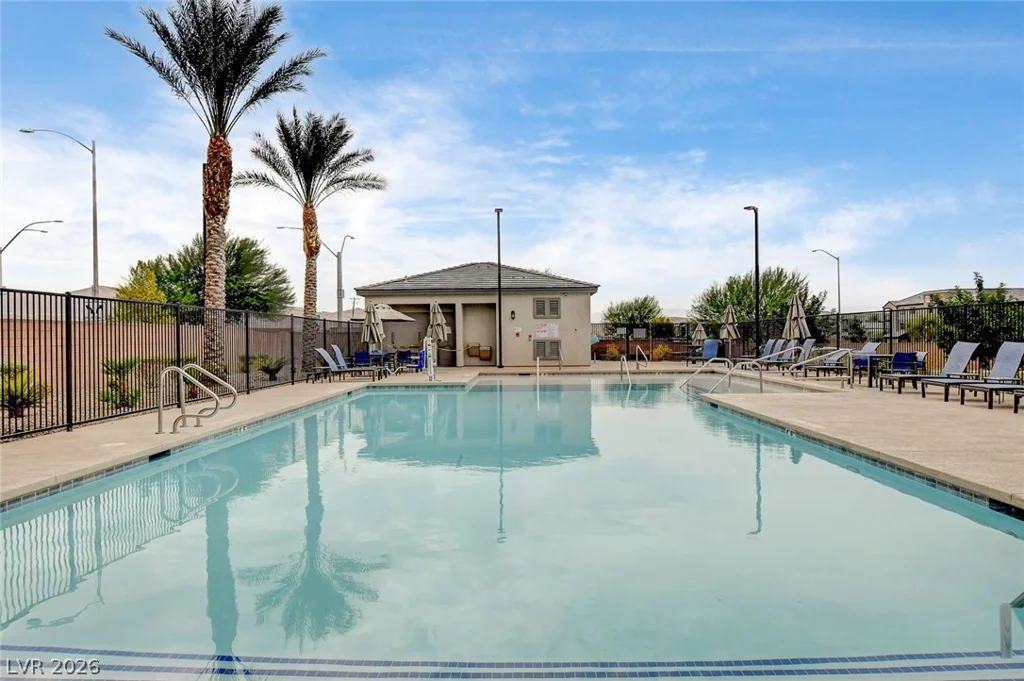 25 Barbara, Las Vegas, NV 89183