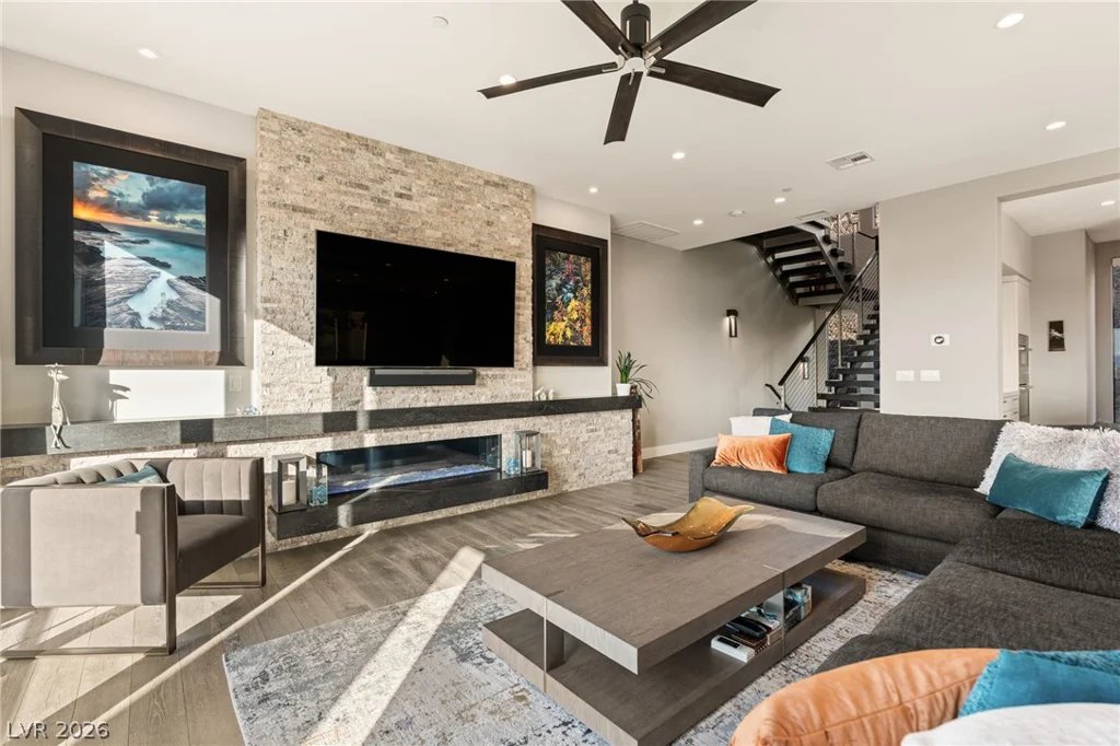 406 Tranquil Peak, Henderson, NV 89012