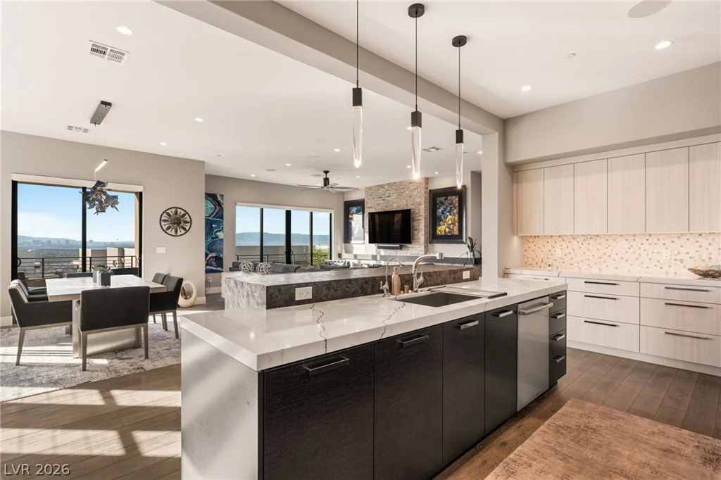 406 Tranquil Peak, Henderson, NV 89012