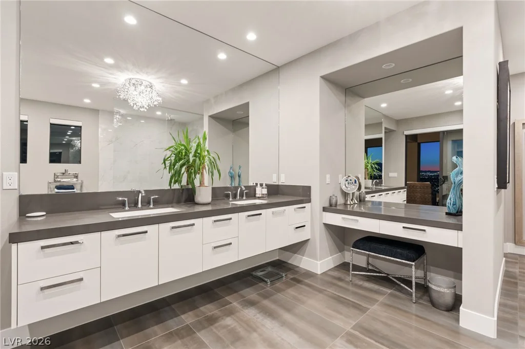 406 Tranquil Peak, Henderson, NV 89012