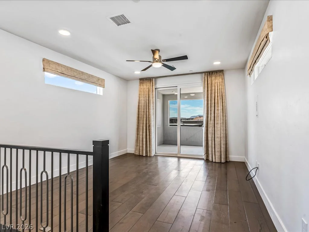 12070 Granite Canyon, Las Vegas, NV 89138