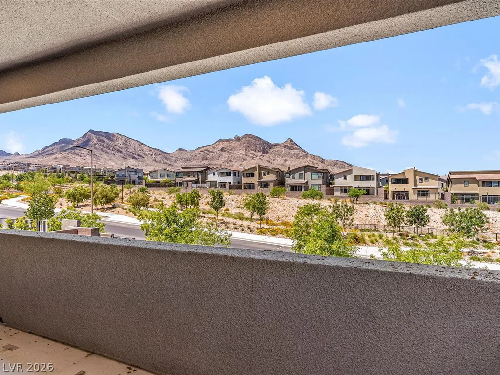 12070 Granite Canyon, Las Vegas, NV 89138