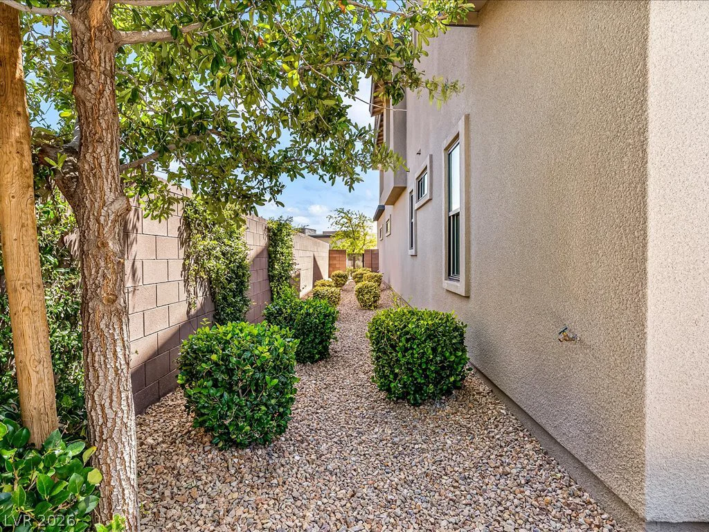 12070 Granite Canyon, Las Vegas, NV 89138