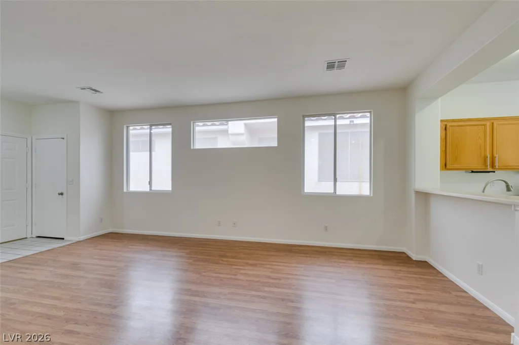 9912 Oriole Crest, Las Vegas, NV 89117