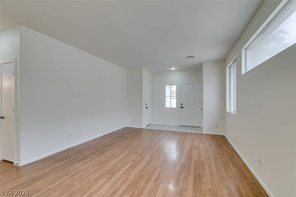 9912 Oriole Crest, Las Vegas, NV 89117
