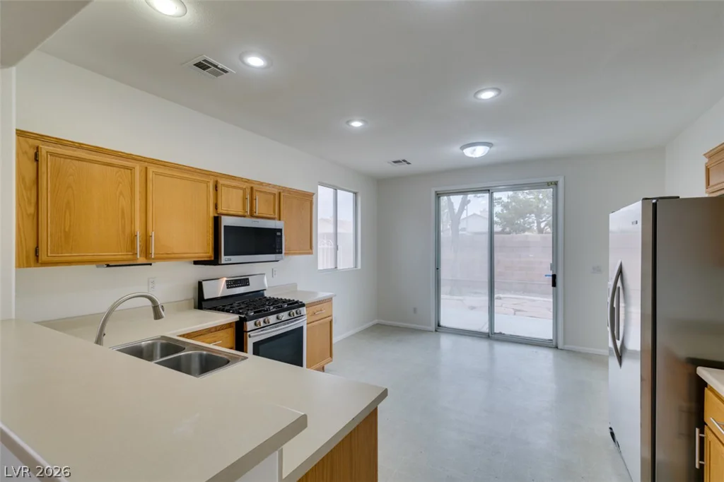 9912 Oriole Crest, Las Vegas, NV 89117