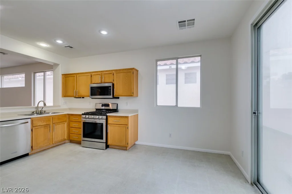 9912 Oriole Crest, Las Vegas, NV 89117