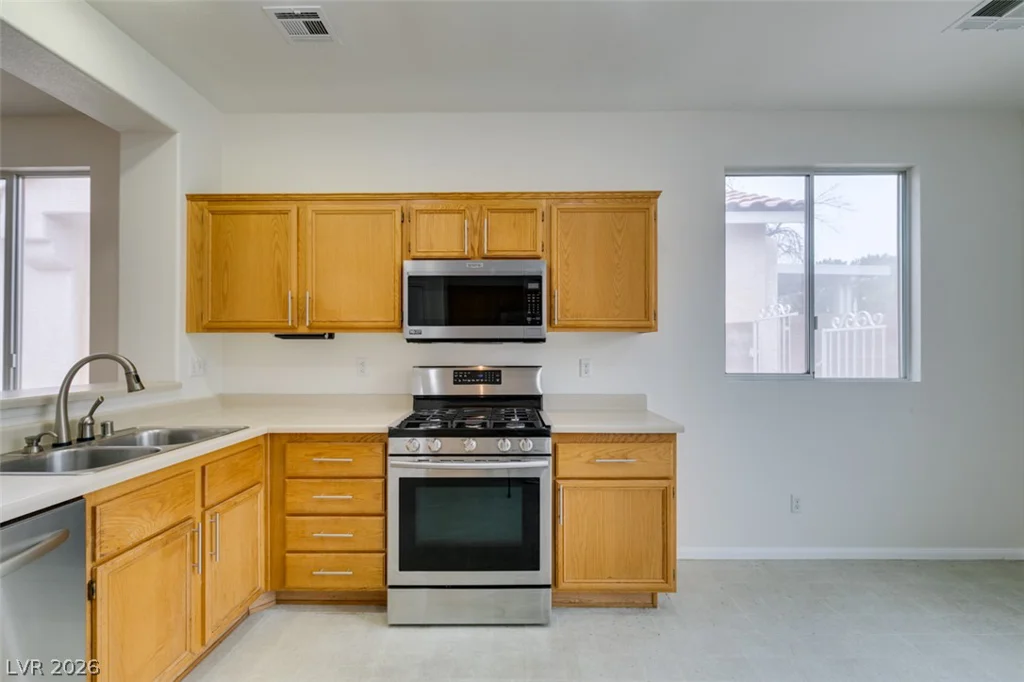 9912 Oriole Crest, Las Vegas, NV 89117