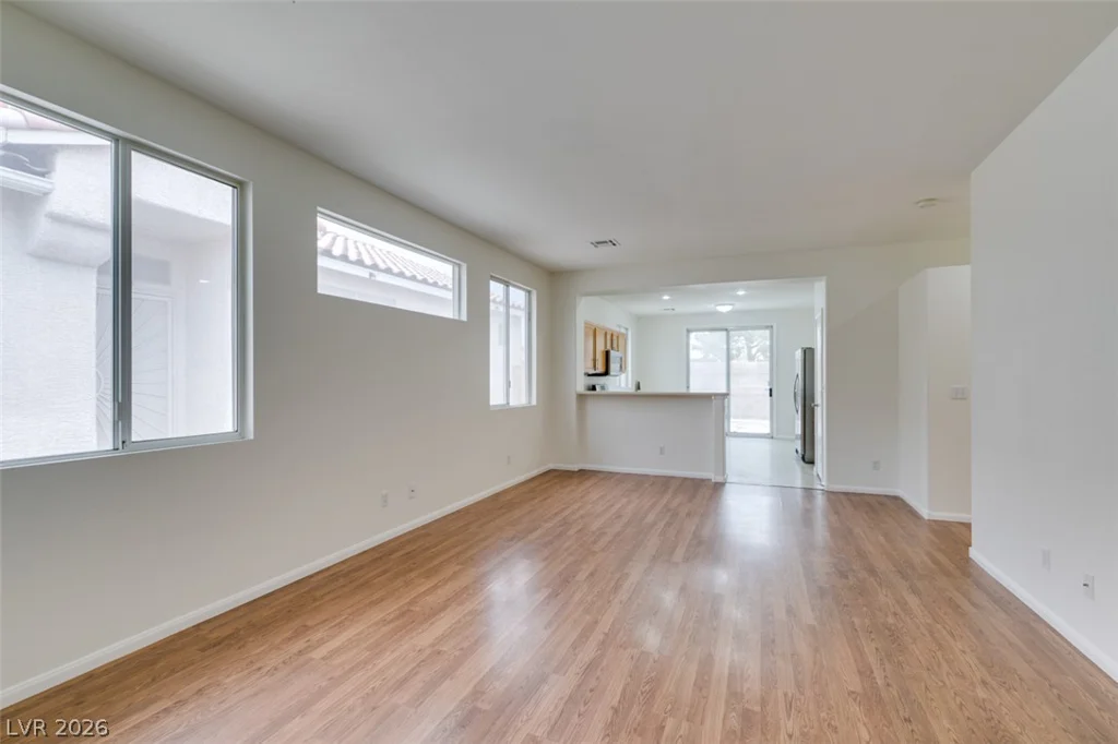 9912 Oriole Crest, Las Vegas, NV 89117