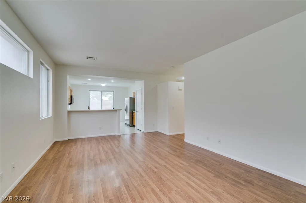 9912 Oriole Crest, Las Vegas, NV 89117