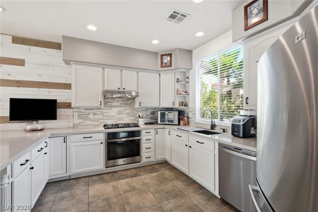 1701 Estrella, Las Vegas, NV 89117