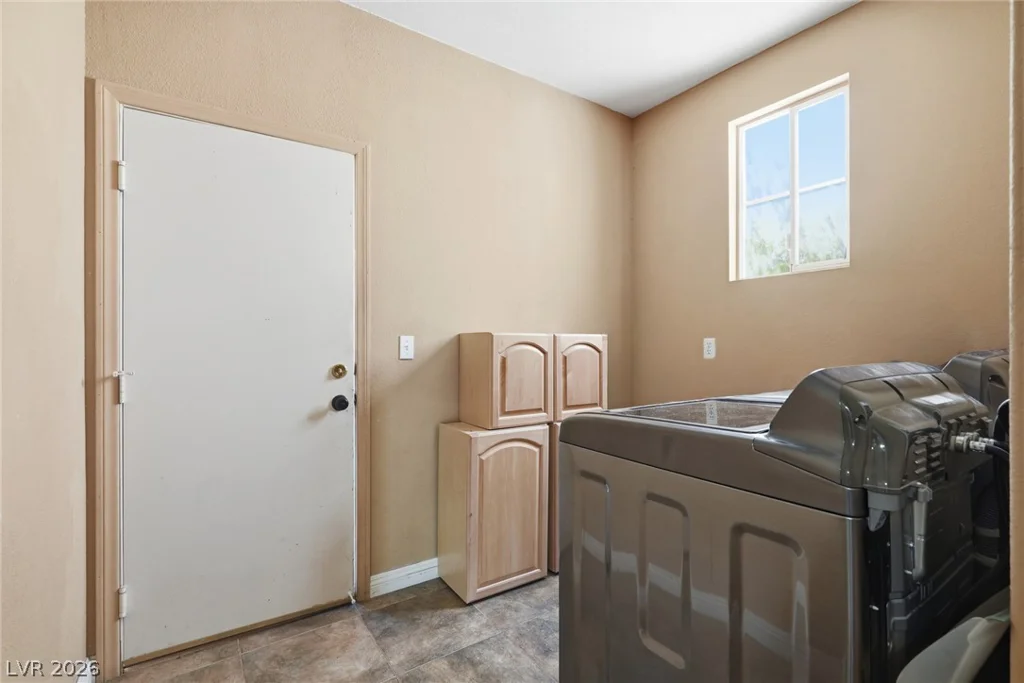 1701 Estrella, Las Vegas, NV 89117