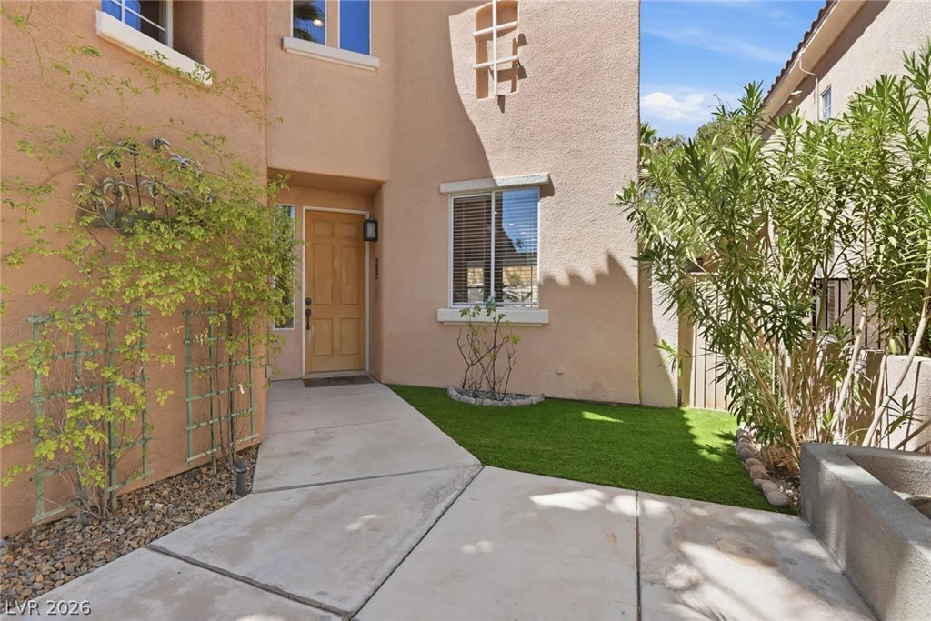 1701 Estrella, Las Vegas, NV 89117
