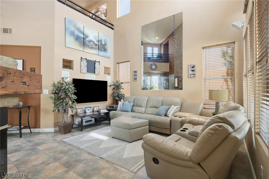 1701 Estrella, Las Vegas, NV 89117