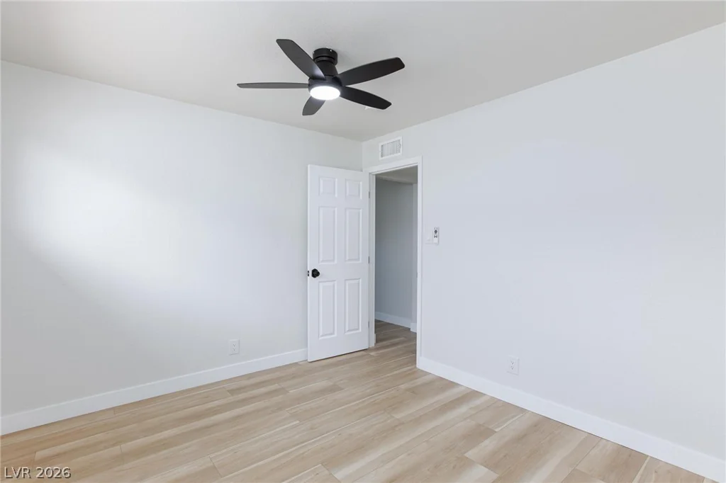 6121 Sonoma, Las Vegas, NV 89107