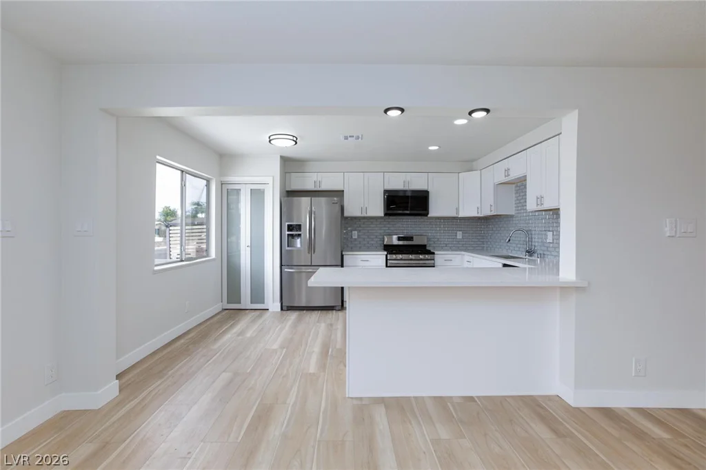 6121 Sonoma, Las Vegas, NV 89107