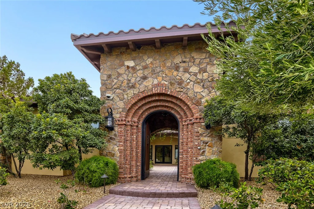 9707 Dream Brook, Las Vegas, NV 89149