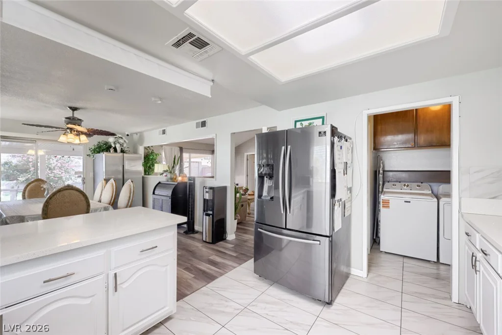 3956 Green Leaf, Las Vegas, NV 89120