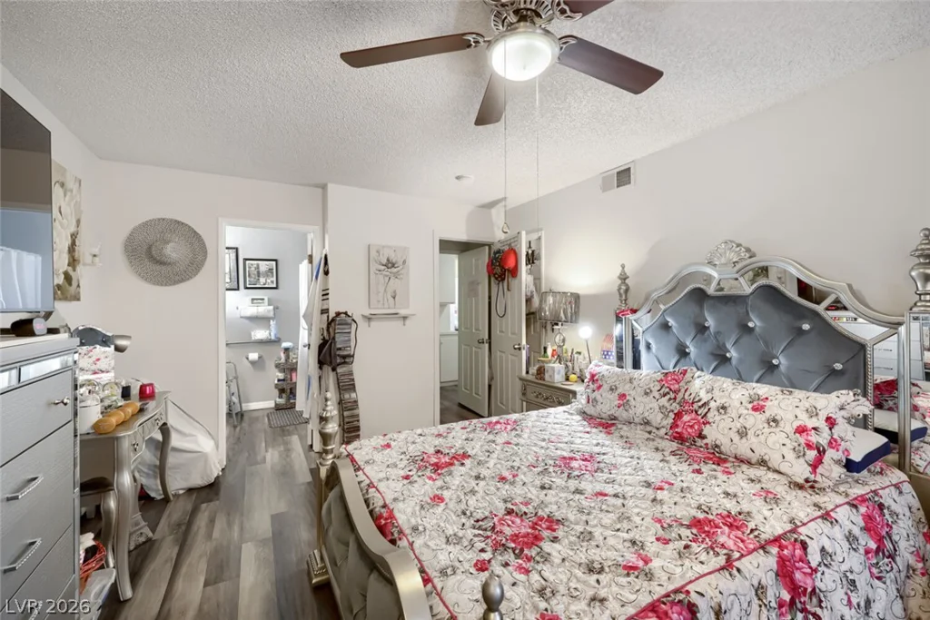 3956 Green Leaf, Las Vegas, NV 89120