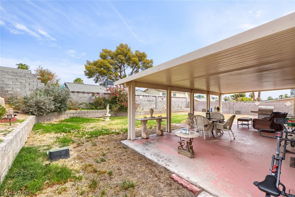 3956 Green Leaf, Las Vegas, NV 89120