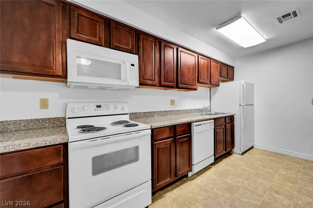 4340 Sandy River, Las Vegas, NV 89103